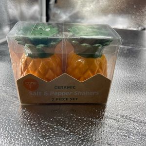Pineapple Salt and Pepper Shakers